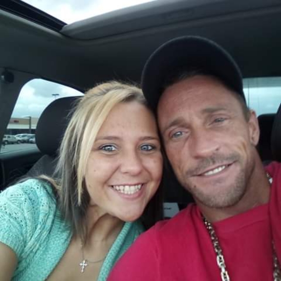 Meet your Posher, Stacy - Picture 2 of 8